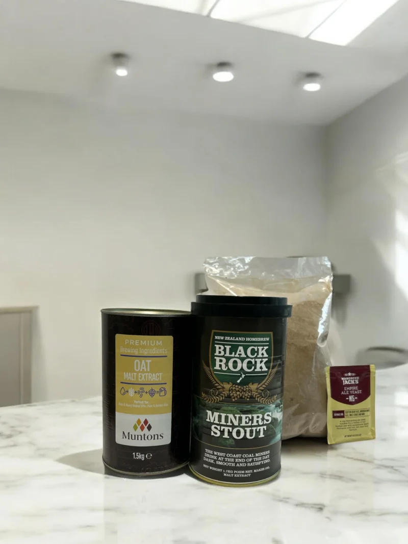 IRISH LUCKY CLOVER Oatmeal Stout Recipe Kit